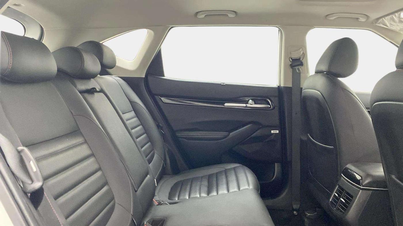 2022 KIA SELTOS GTX PLUS 1.5 DIESEL AT, Diesel, Automatic, 51,640 km, Right Side Rear Door Cabin