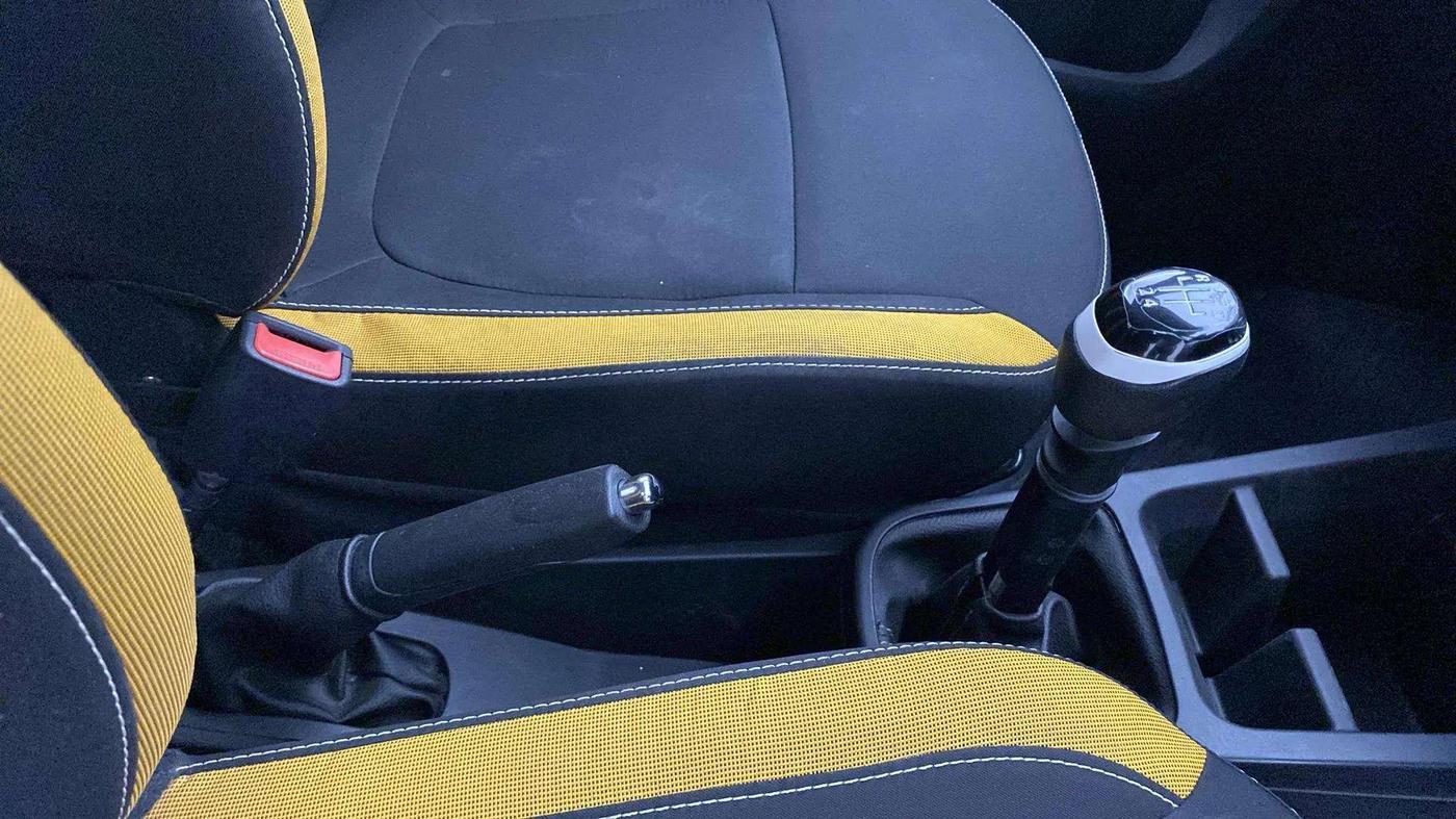 2022 Renault Kwid CLIMBER MT 1.0, Petrol, Manual, 39,647 km, Gear Lever