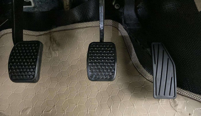 2021 Maruti Alto VXI, Petrol, Manual, 22,336 km, Pedals