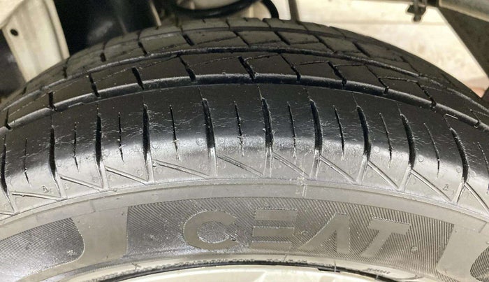 2021 Maruti Alto VXI, Petrol, Manual, 22,336 km, Left Rear Tyre Tread