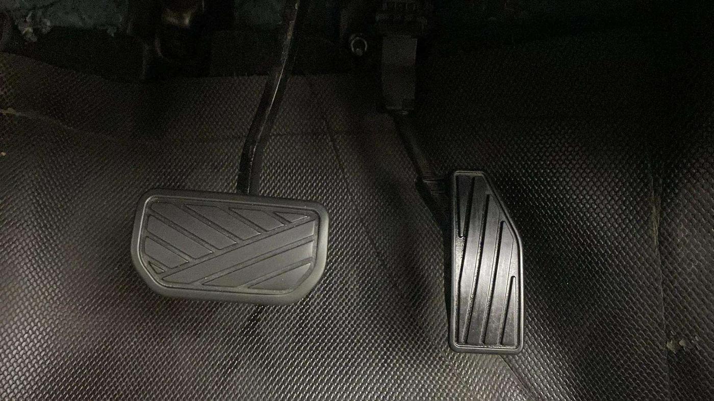 2019 Maruti Baleno ZETA CVT PETROL 1.2, Petrol, Automatic, 86,972 km, Pedals