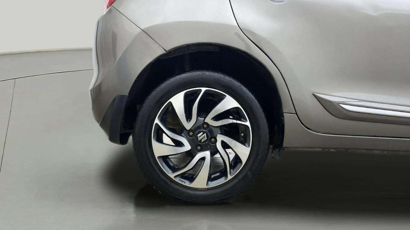 2019 Maruti Baleno ZETA CVT PETROL 1.2, Petrol, Automatic, 86,972 km, Right Rear Wheel