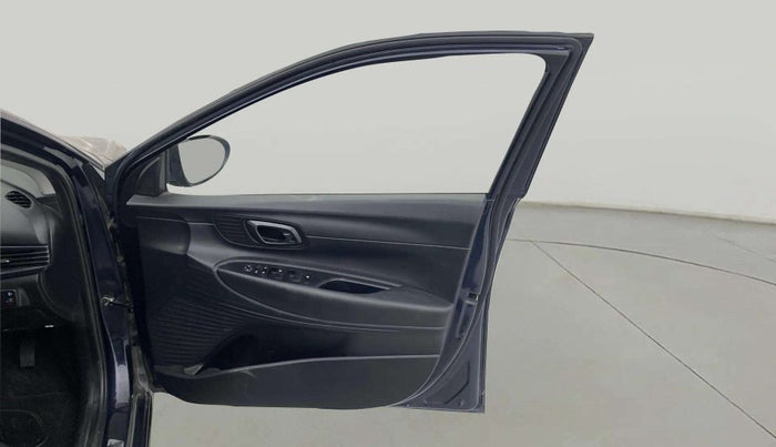 2021 Hyundai NEW I20 SPORTZ 1.2 AT, Petrol, Automatic, 30,970 km, RHS Front Door