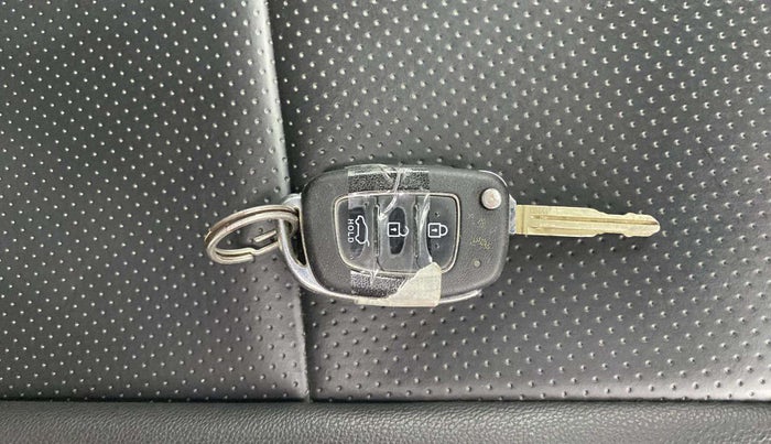2021 Hyundai NEW I20 SPORTZ 1.2 AT, Petrol, Automatic, 30,970 km, Key Close Up