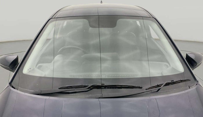 2021 Hyundai NEW I20 SPORTZ 1.2 AT, Petrol, Automatic, 30,970 km, Front Windshield