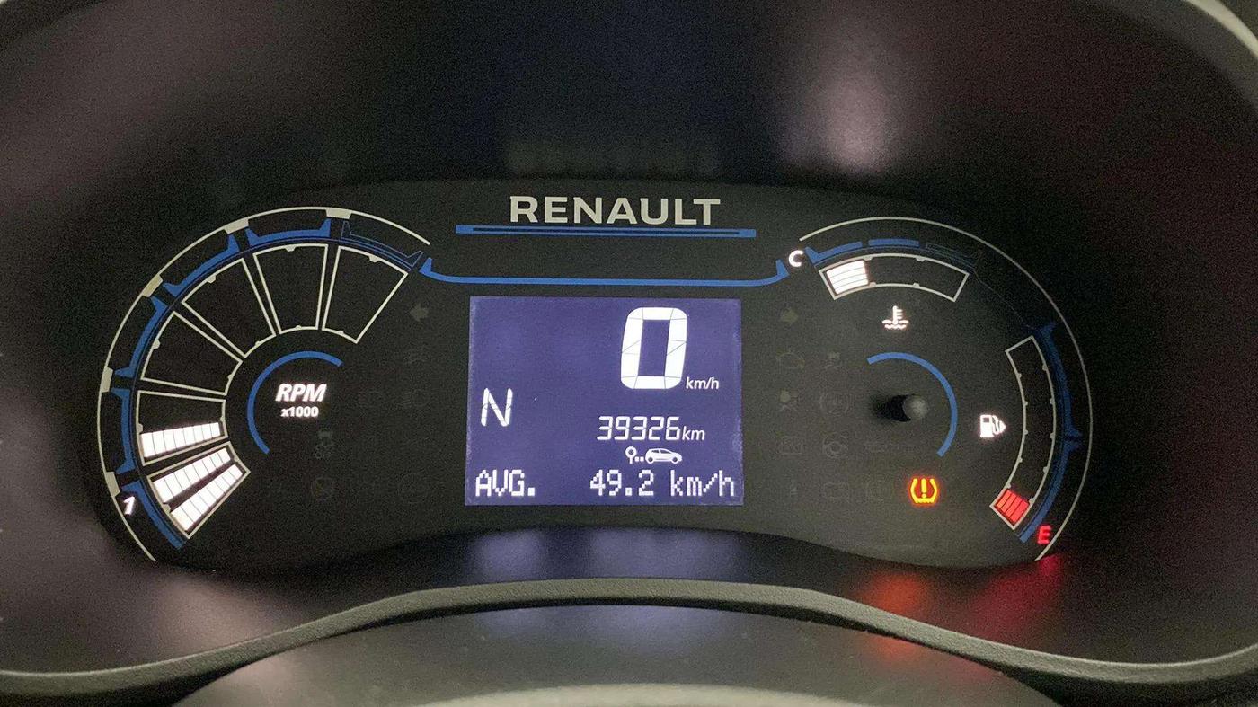 2023 Renault Kwid CLIMBER 1.0 AMT Dual Tone , Petrol, Automatic, 39,326 km, Odometer Image