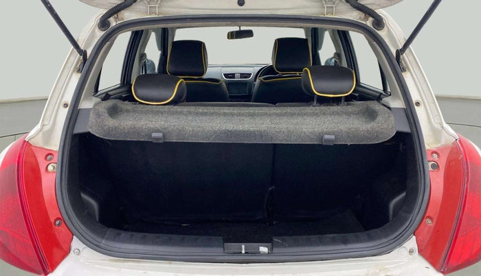 2015 Maruti Swift VXI, Petrol, Manual, 73,863 km, Boot Open Zoomed View