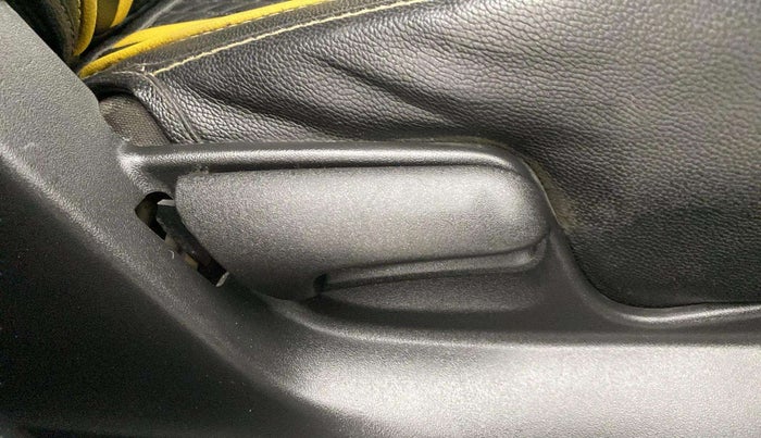 2015 Maruti Swift VXI, Petrol, Manual, 73,863 km, Driver Side Adjustment Panel