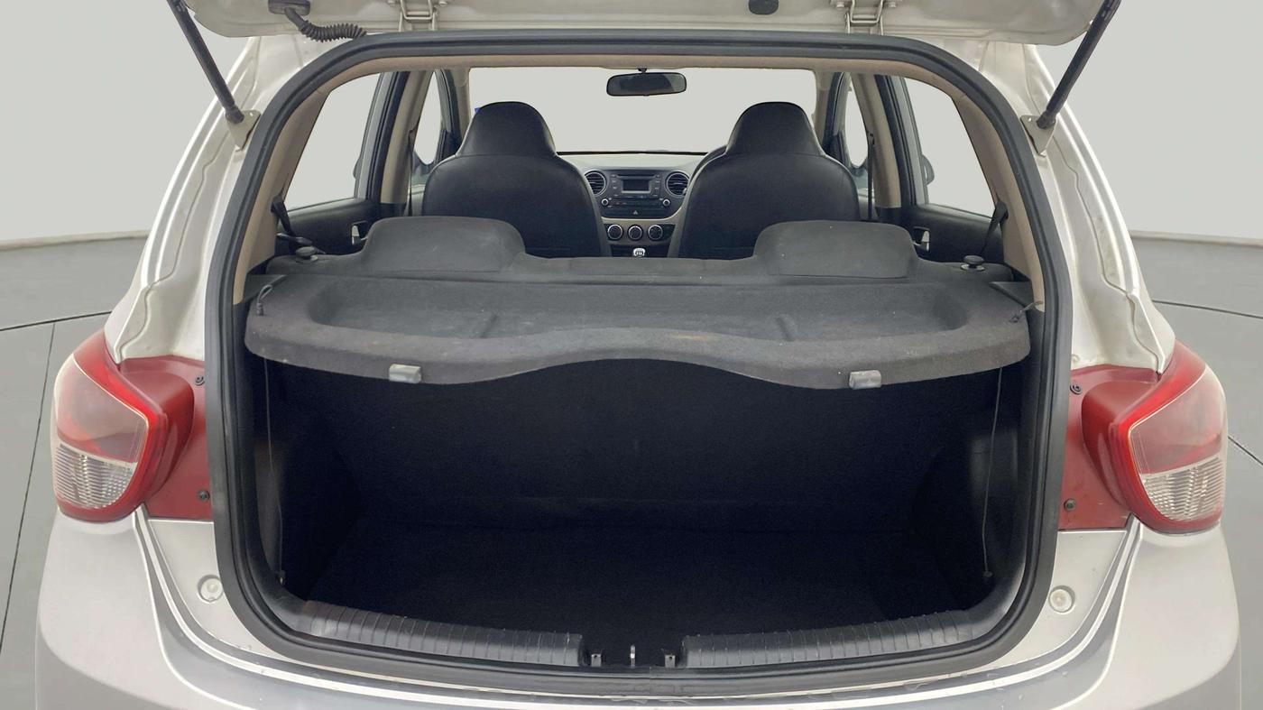 2015 Hyundai Grand i10 SPORTZ 1.2 KAPPA VTVT, Petrol, Manual, 46,041 km, Boot Open Zoomed View