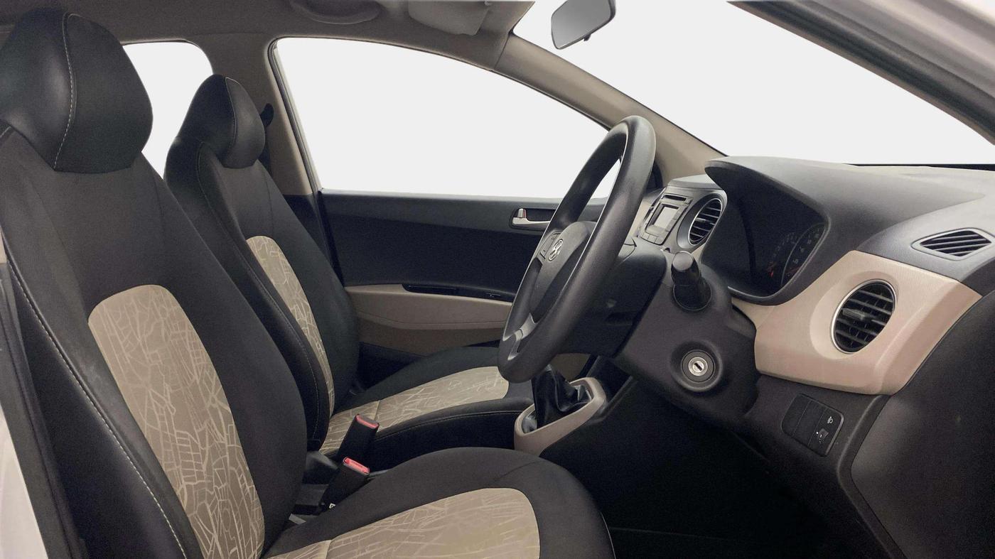 2015 Hyundai Grand i10 SPORTZ 1.2 KAPPA VTVT, Petrol, Manual, 46,041 km, Right Side Front Door Cabin