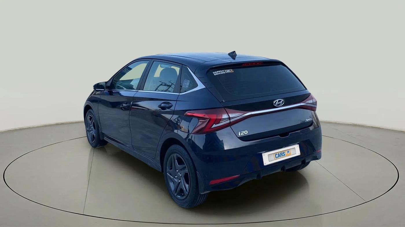 2022 Hyundai NEW I20 Sportz 1.2 IVT, Petrol, Automatic, 31,469 km, Left Back Diagonal