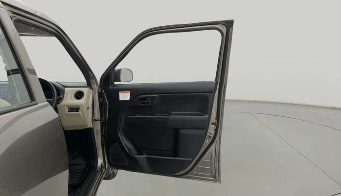2023 Maruti New Wagon-R LXI CNG 1.0, CNG, Manual, 23,127 km, RHS Front Door