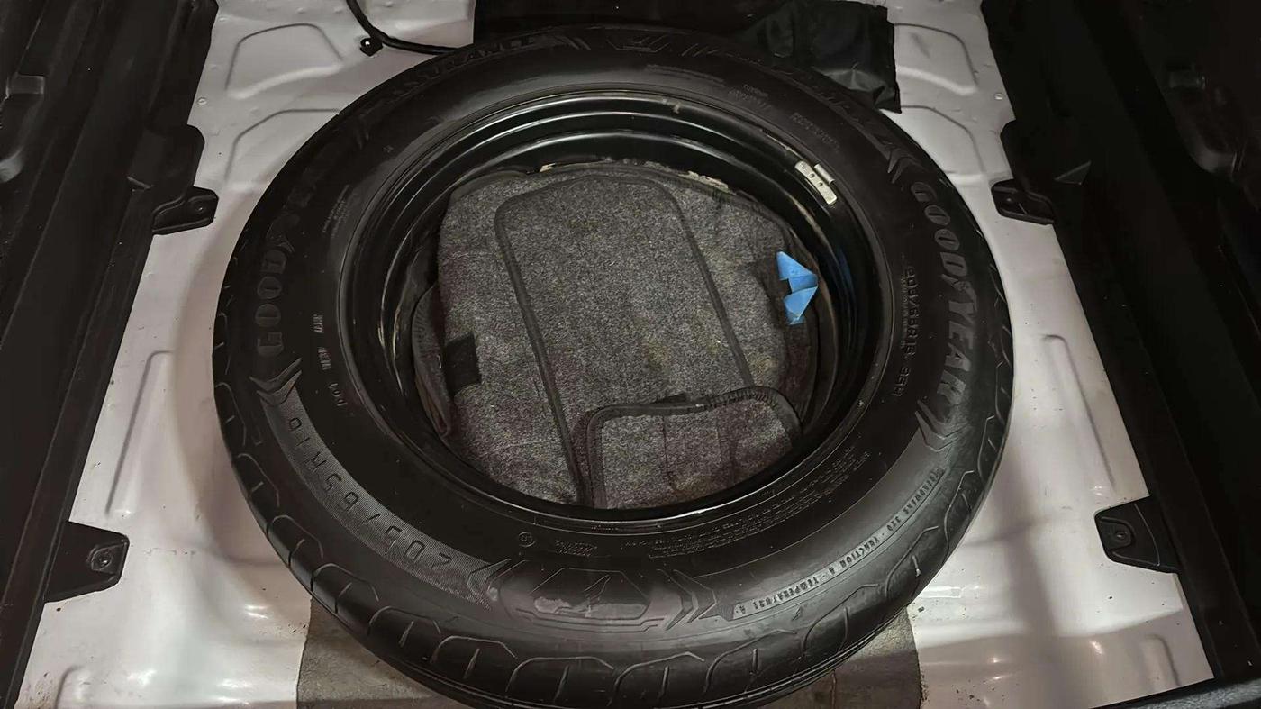 2023 KIA SELTOS HTE 1.5 PETROL, Petrol, Manual, 29,607 km, Spare Tyre