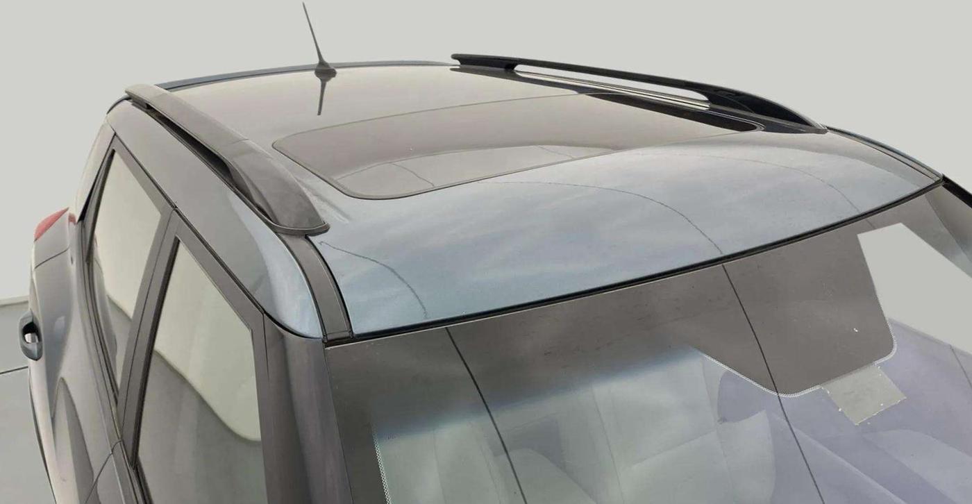 2022 Mahindra XUV300 W8 (O) 1.2 PETROL, Petrol, Manual, 27,873 km, Roof