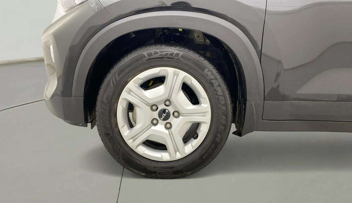 2023 KIA SONET HTK PLUS 1.2 PETROL MT, Petrol, Manual, 11,582 km, Left Front Wheel