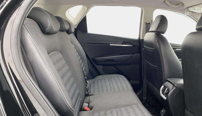 2023 KIA SONET HTK PLUS 1.2 PETROL MT, Petrol, Manual, 11,582 km, Right Side Rear Door Cabin