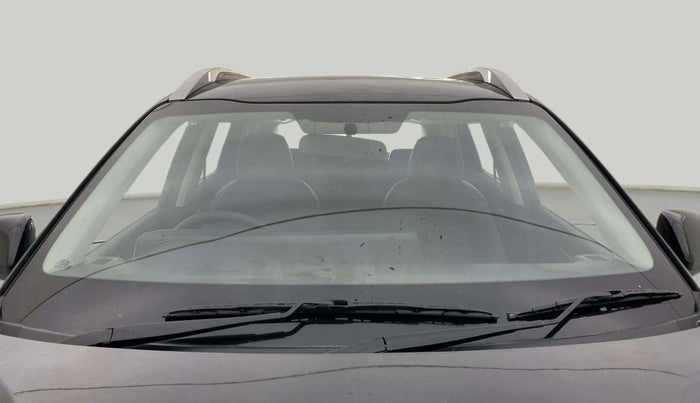 2023 KIA SONET HTK PLUS 1.2 PETROL MT, Petrol, Manual, 11,582 km, Front windshield - Minor spot on windshield