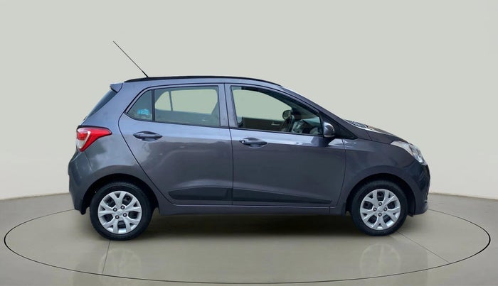 2016 Hyundai Grand i10 SPORTZ 1.2 KAPPA VTVT, Petrol, Manual, 21,363 km, Right Side View