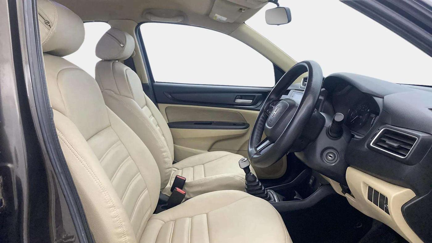 2019 Honda Amaze 1.2L I-VTEC S, Petrol, Manual, 87,632 km, Right Side Front Door Cabin