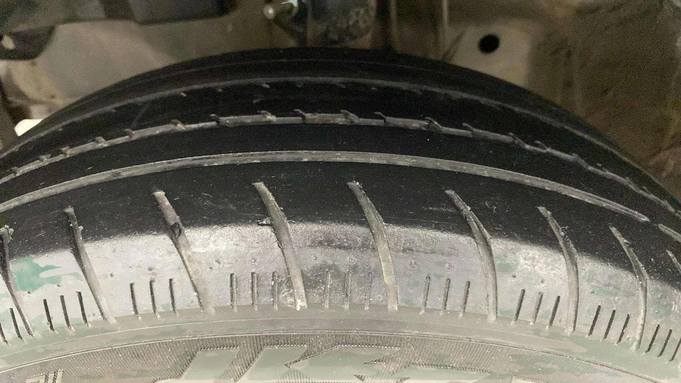 2019 Honda Amaze 1.2L I-VTEC S, Petrol, Manual, 87,632 km, Left Front Tyre Tread