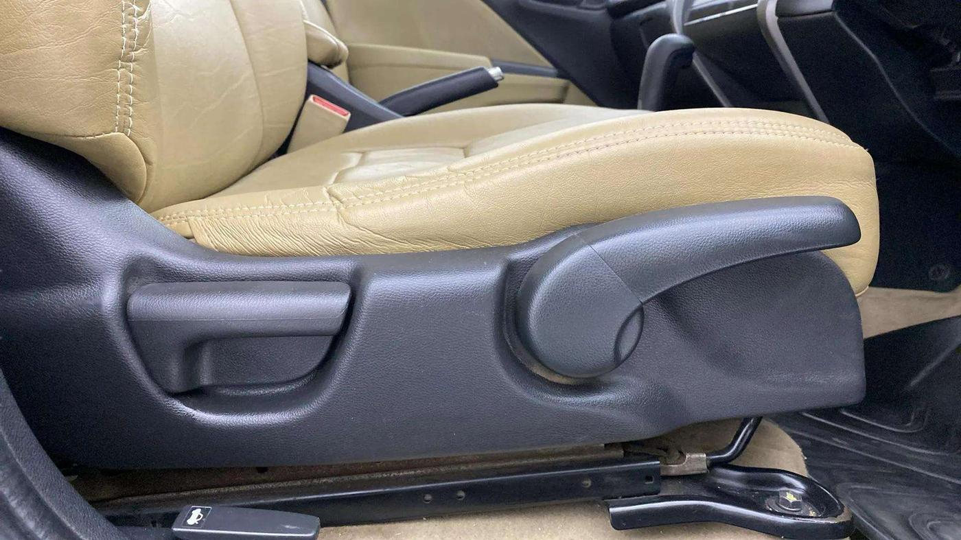2015 Honda City 1.5L I-VTEC SV CVT, Petrol, Automatic, 85,782 km, Driver Side Adjustment Panel