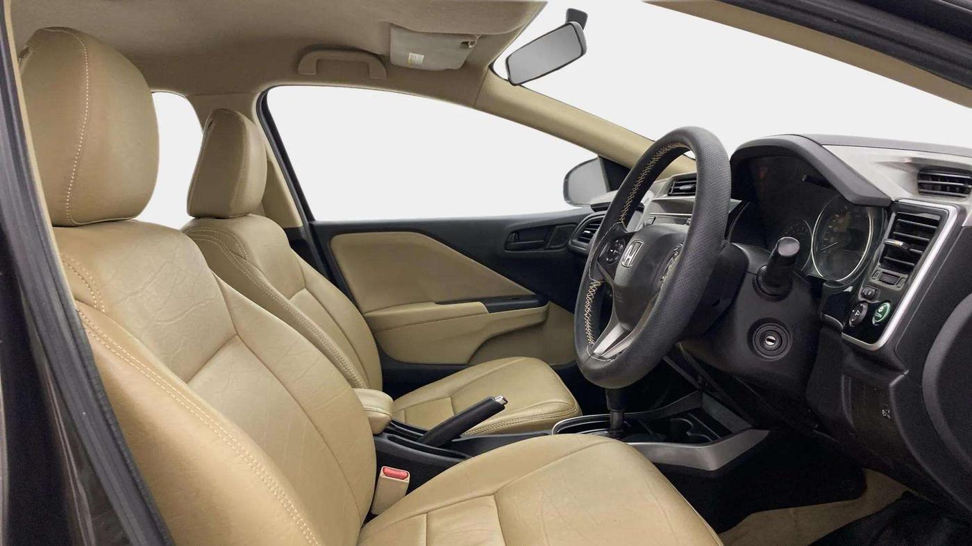 2015 Honda City 1.5L I-VTEC SV CVT, Petrol, Automatic, 85,782 km, Right Side Front Door Cabin