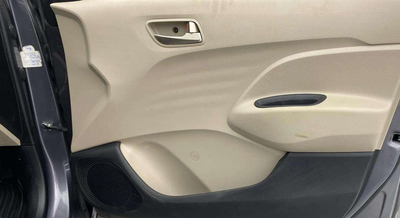 2018 Hyundai NEW SANTRO ASTA MT, Petrol, Manual, 40,329 km, Driver Side Door Panels Control
