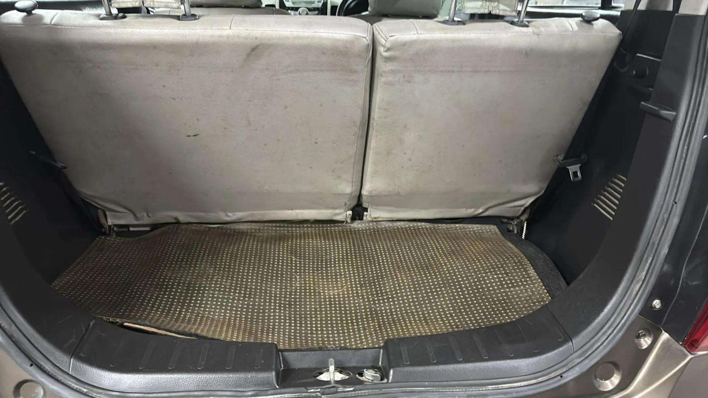 2016 Maruti Wagon R 1.0 VXI, Petrol, Manual, 37,227 km, Boot Inside