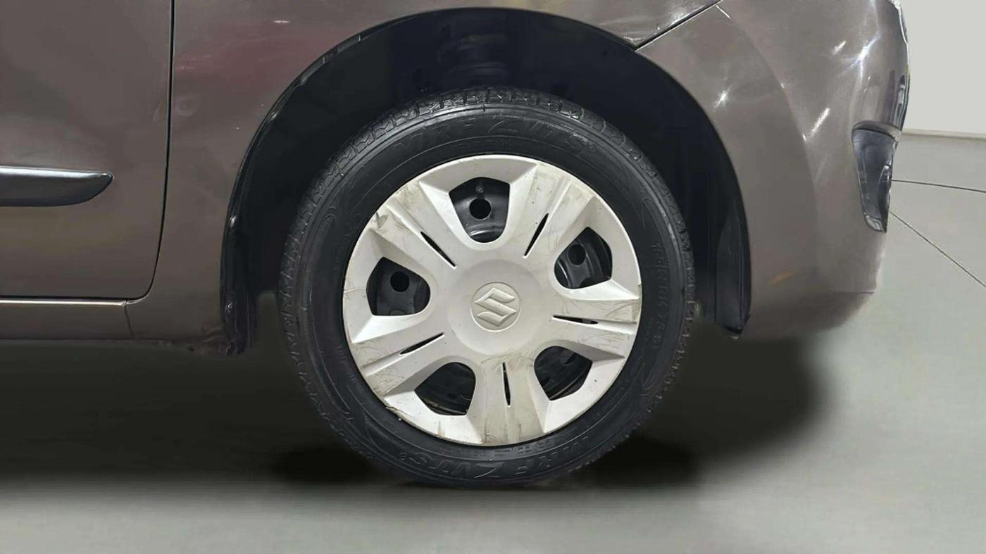 2016 Maruti Wagon R 1.0 VXI, Petrol, Manual, 37,227 km, Right Front Wheel