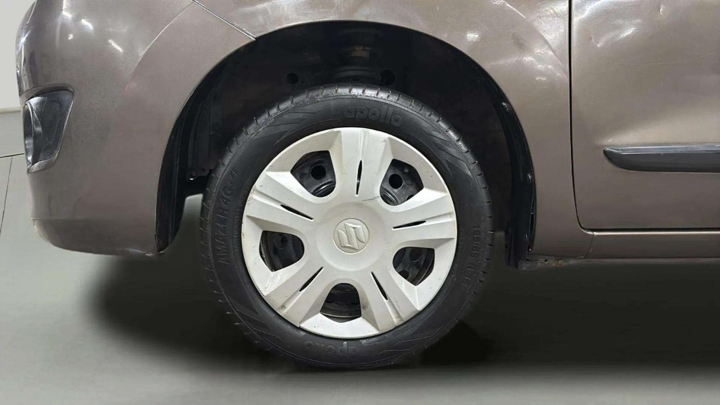2016 Maruti Wagon R 1.0 VXI, Petrol, Manual, 37,227 km, Left Front Wheel