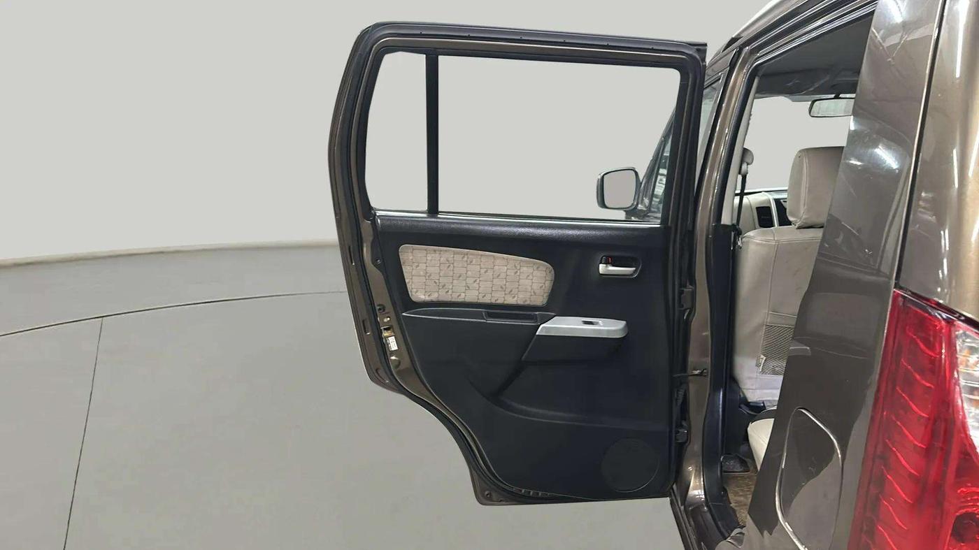 2016 Maruti Wagon R 1.0 VXI, Petrol, Manual, 37,227 km, LHS Rear Door