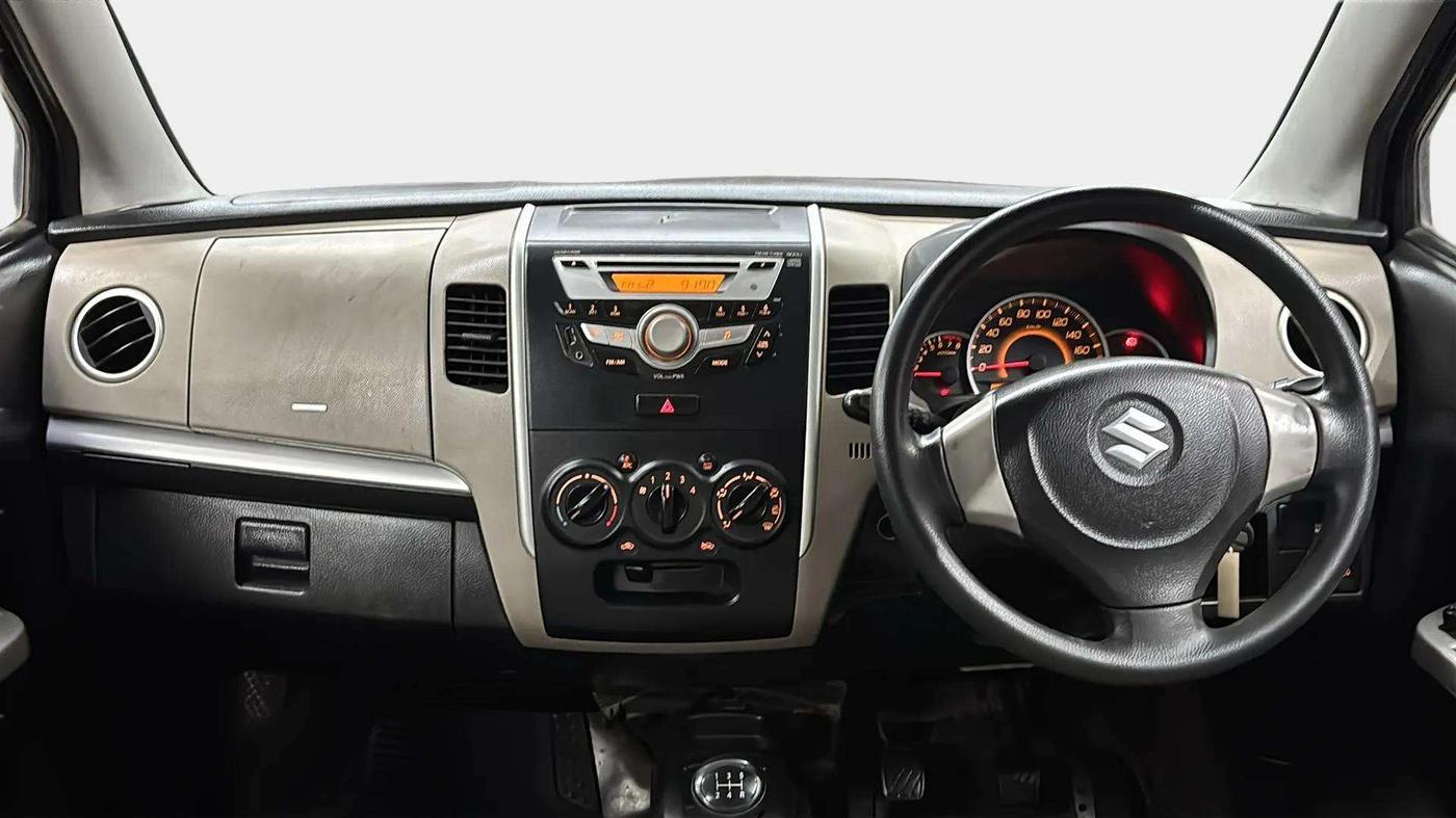 2016 Maruti Wagon R 1.0 VXI, Petrol, Manual, 37,227 km, Dashboard