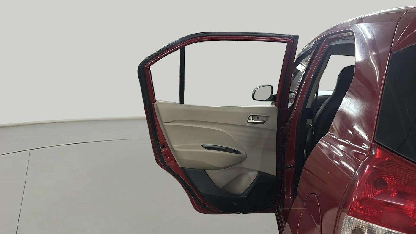 2019 Hyundai NEW SANTRO MAGNA, CNG, Manual, 43,016 km, LHS Rear Door