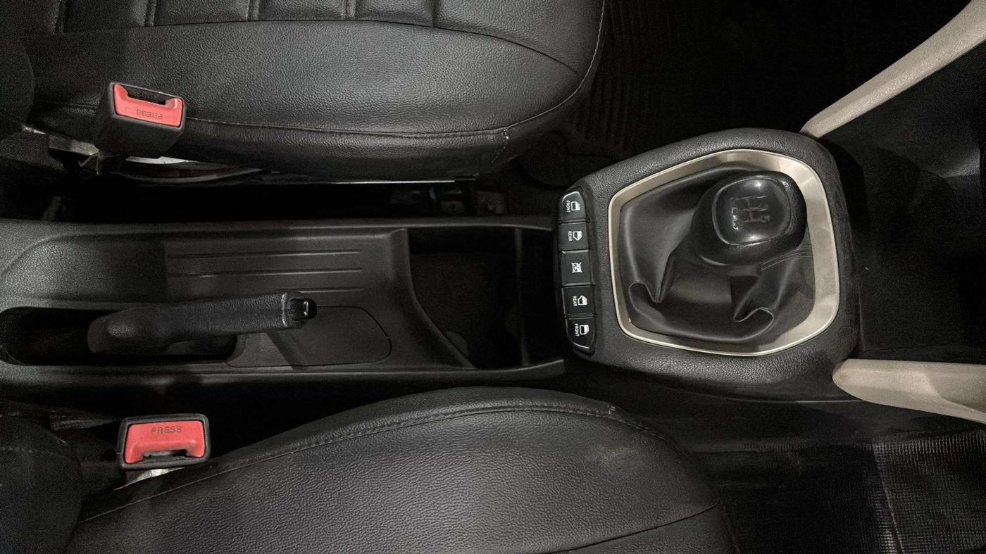 2019 Hyundai NEW SANTRO MAGNA, CNG, Manual, 43,016 km, Gear Lever