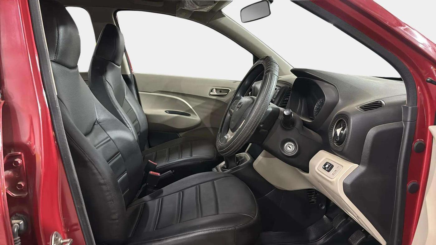 2019 Hyundai NEW SANTRO MAGNA, CNG, Manual, 43,016 km, Right Side Front Door Cabin