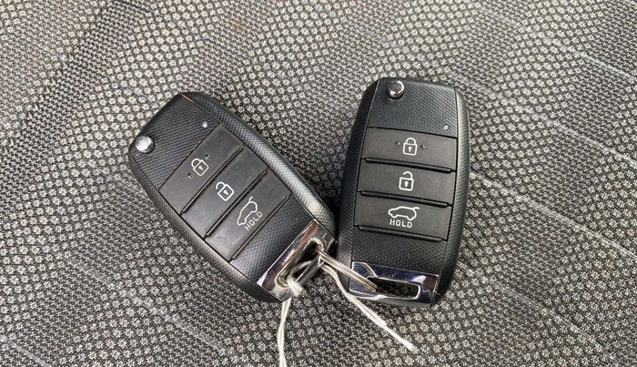 2023 KIA SONET HTK PLUS 1.2, Petrol, Manual, 6,341 km, Key Close Up