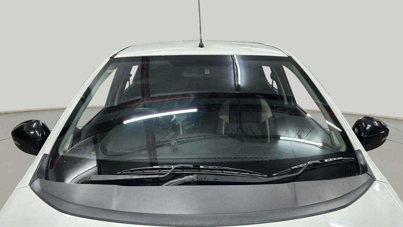 2023 Tata Tiago XZA PLUS PETROL, Petrol, Automatic, 16,618 km, Front Windshield