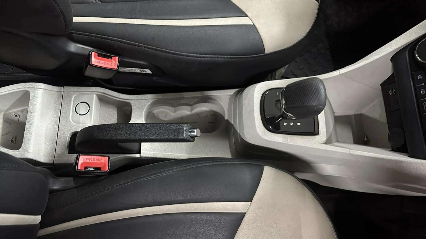 2023 Tata Tiago XZA PLUS PETROL, Petrol, Automatic, 16,618 km, Gear Lever