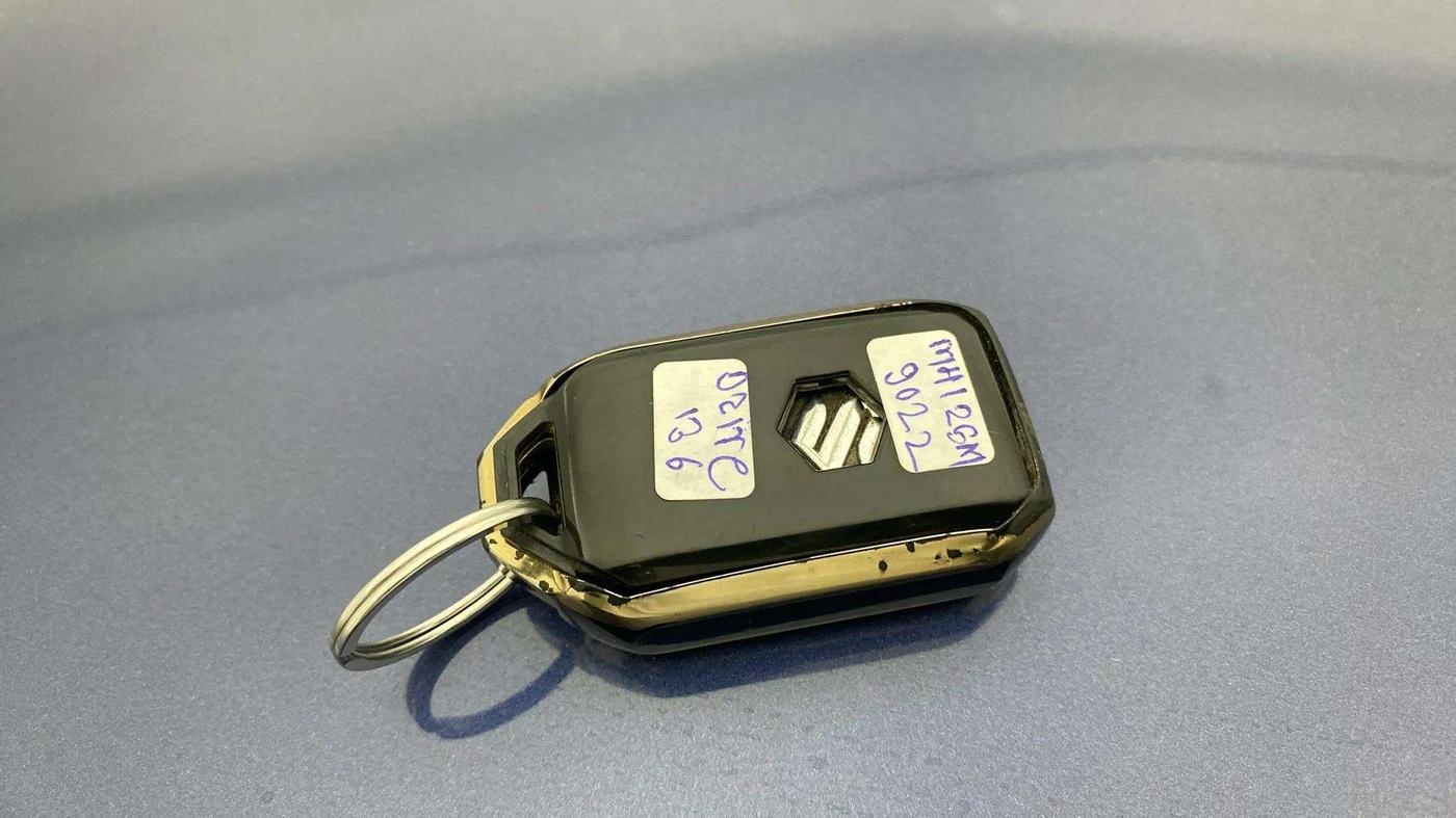 2018 Maruti Dzire ZXI PLUS, Petrol, Manual, 82,752 km, Key Close Up
