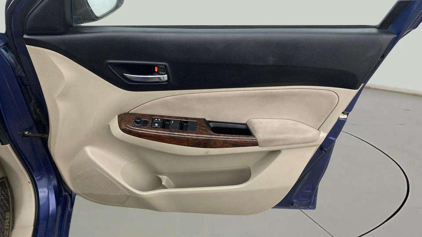 2018 Maruti Dzire ZXI PLUS, Petrol, Manual, 82,752 km, Driver Side Door Panels Control