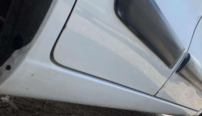 2014 Maruti Wagon R 1.0 VXI, Petrol, Manual, 23,802 km, Right running board - Slightly dented