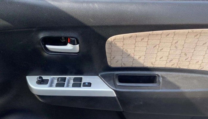 2014 Maruti Wagon R 1.0 VXI, Petrol, Manual, 23,802 km, Driver Side Door Panels Control