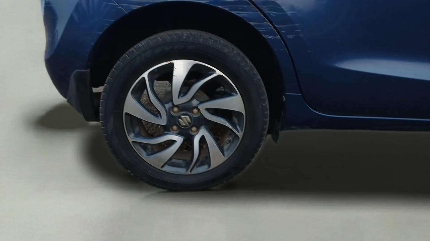 2019 Maruti Baleno ZETA PETROL 1.2, Petrol, Manual, 77,867 km, Right Rear Wheel