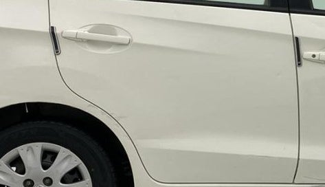 2017 Honda Amaze 1.2L I-VTEC SX, Petrol, Manual, 86,385 km, Right rear door - Slightly dented
