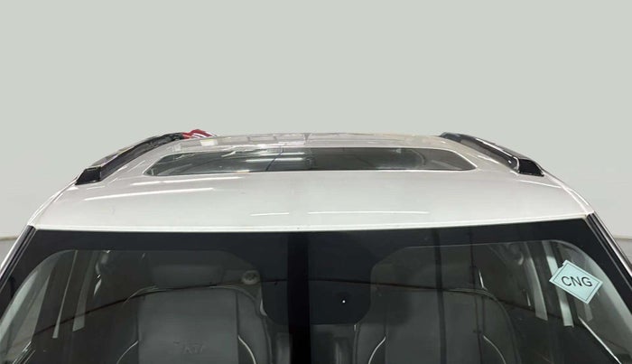 2024 Tata PUNCH ACCOMPLISHED DAZZLE SUNROOF CNG MT, CNG, Manual, 25,480 km, Moonroof/ Sunroof