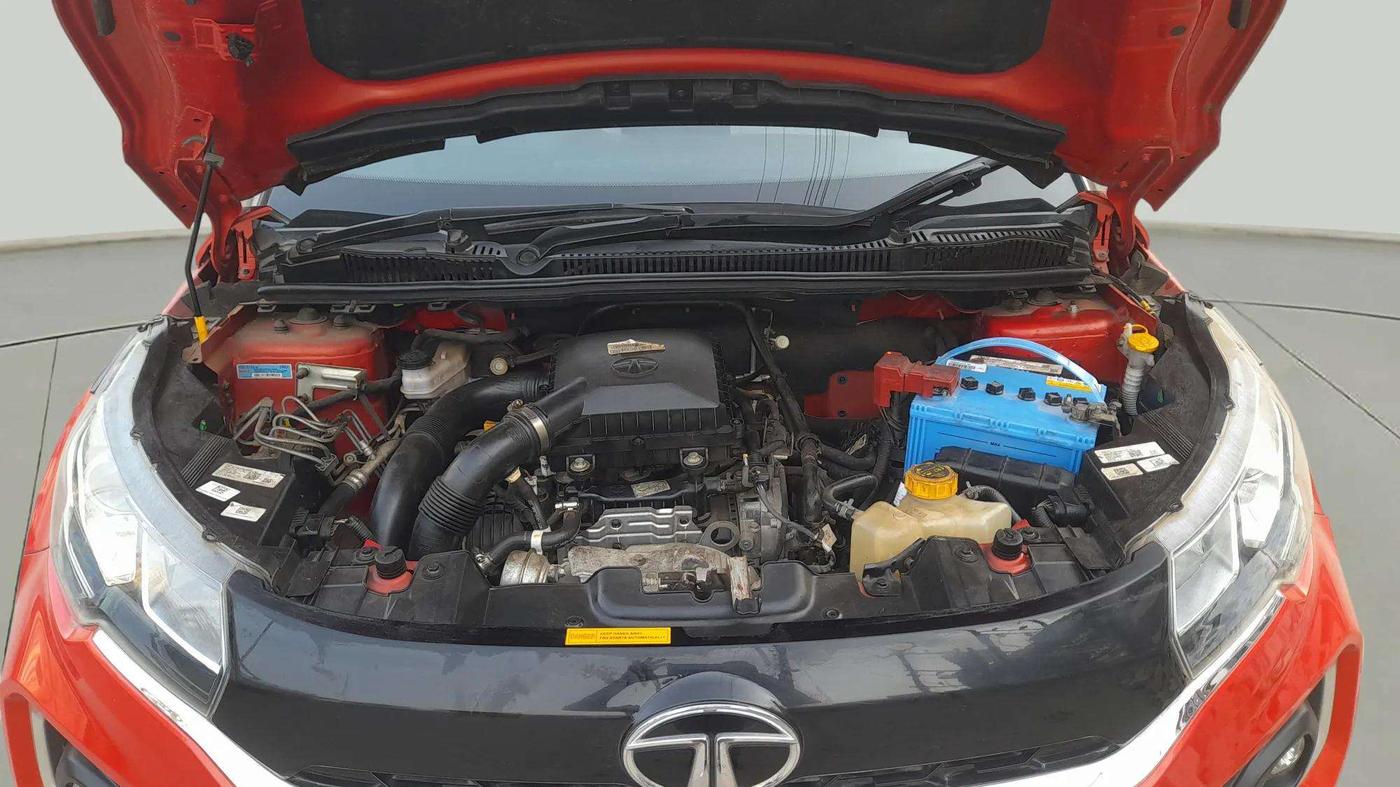 2022 Tata NEXON XZA PLUS PETROL DUAL TONE, Petrol, Automatic, 5,827 km, Open Bonet