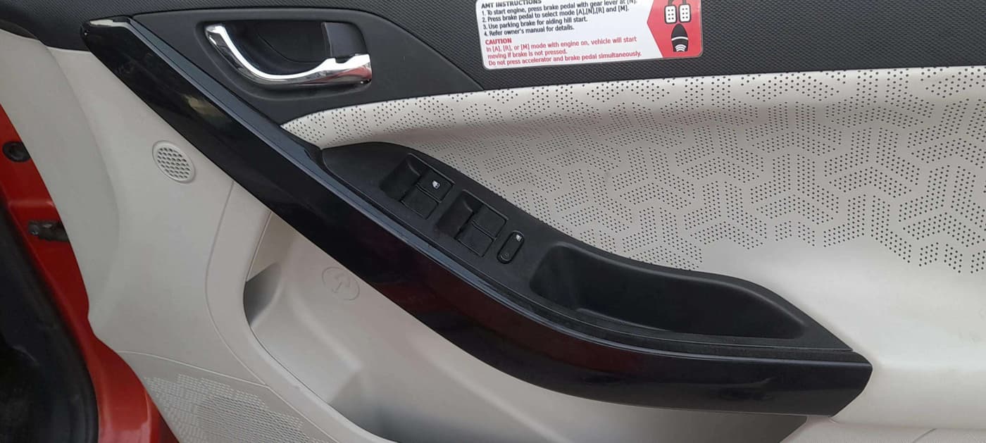 2022 Tata NEXON XZA PLUS PETROL DUAL TONE, Petrol, Automatic, 5,827 km, Driver Side Door Panels Control