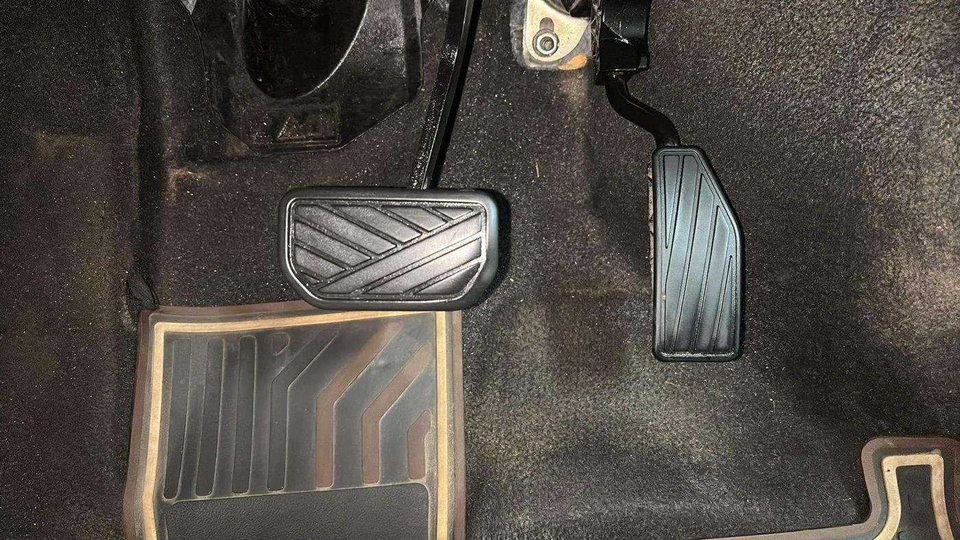2021 Maruti New Wagon-R ZXI 1.2 AMT, Petrol, Automatic, 43,437 km, Pedals