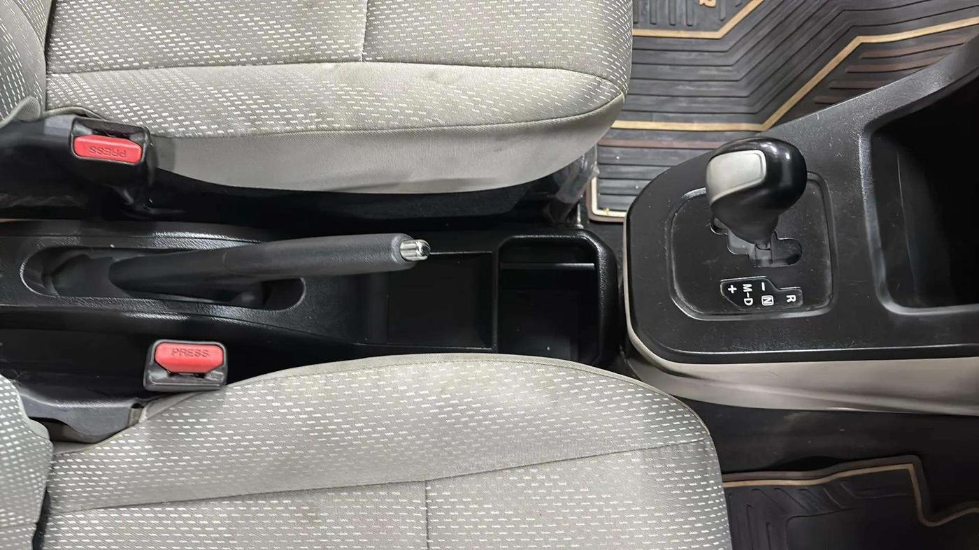 2021 Maruti New Wagon-R ZXI 1.2 AMT, Petrol, Automatic, 43,437 km, Gear Lever