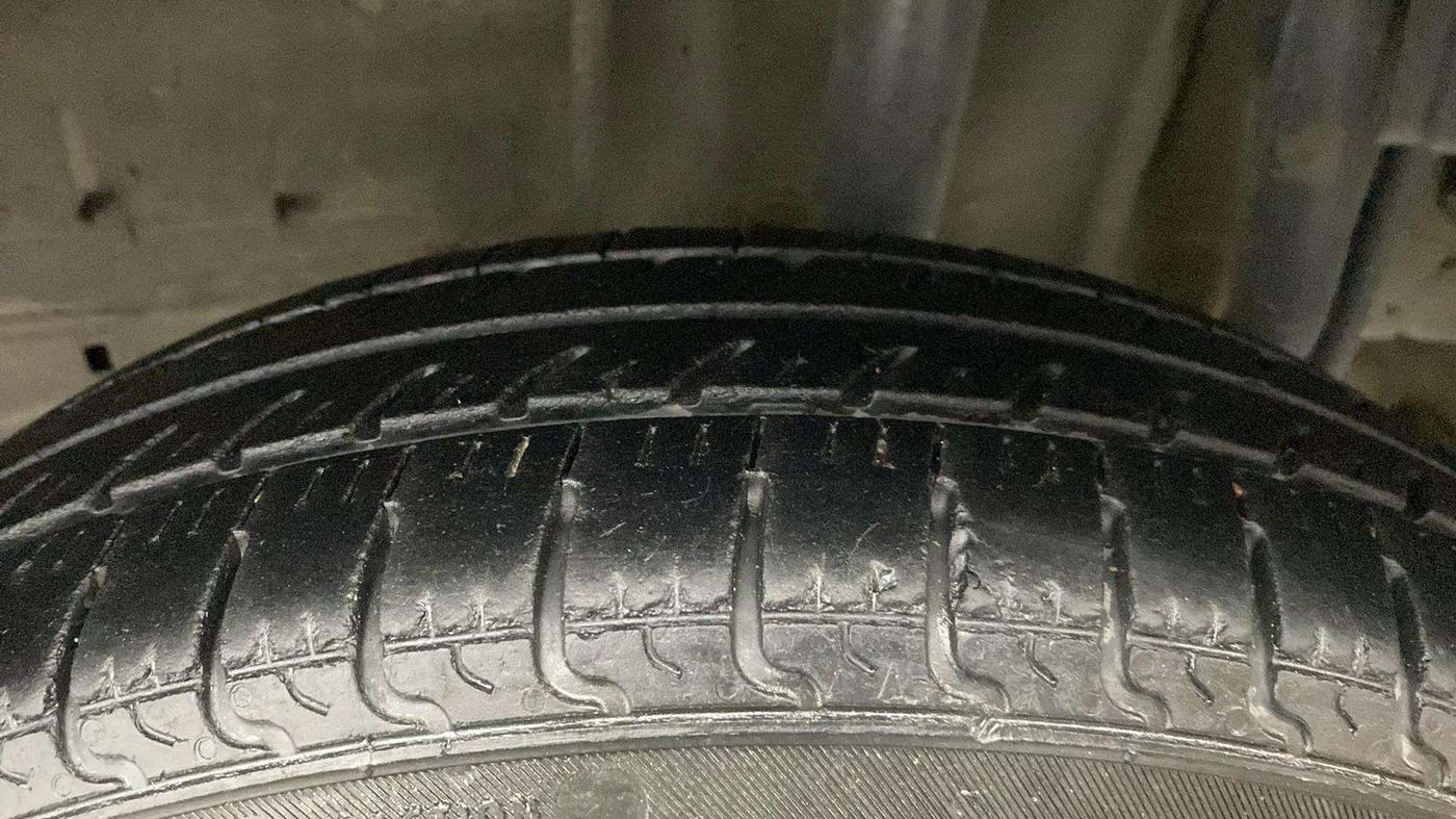 2017 Tata Tiago XM PETROL, Petrol, Manual, 70,994 km, Left Rear Tyre Tread
